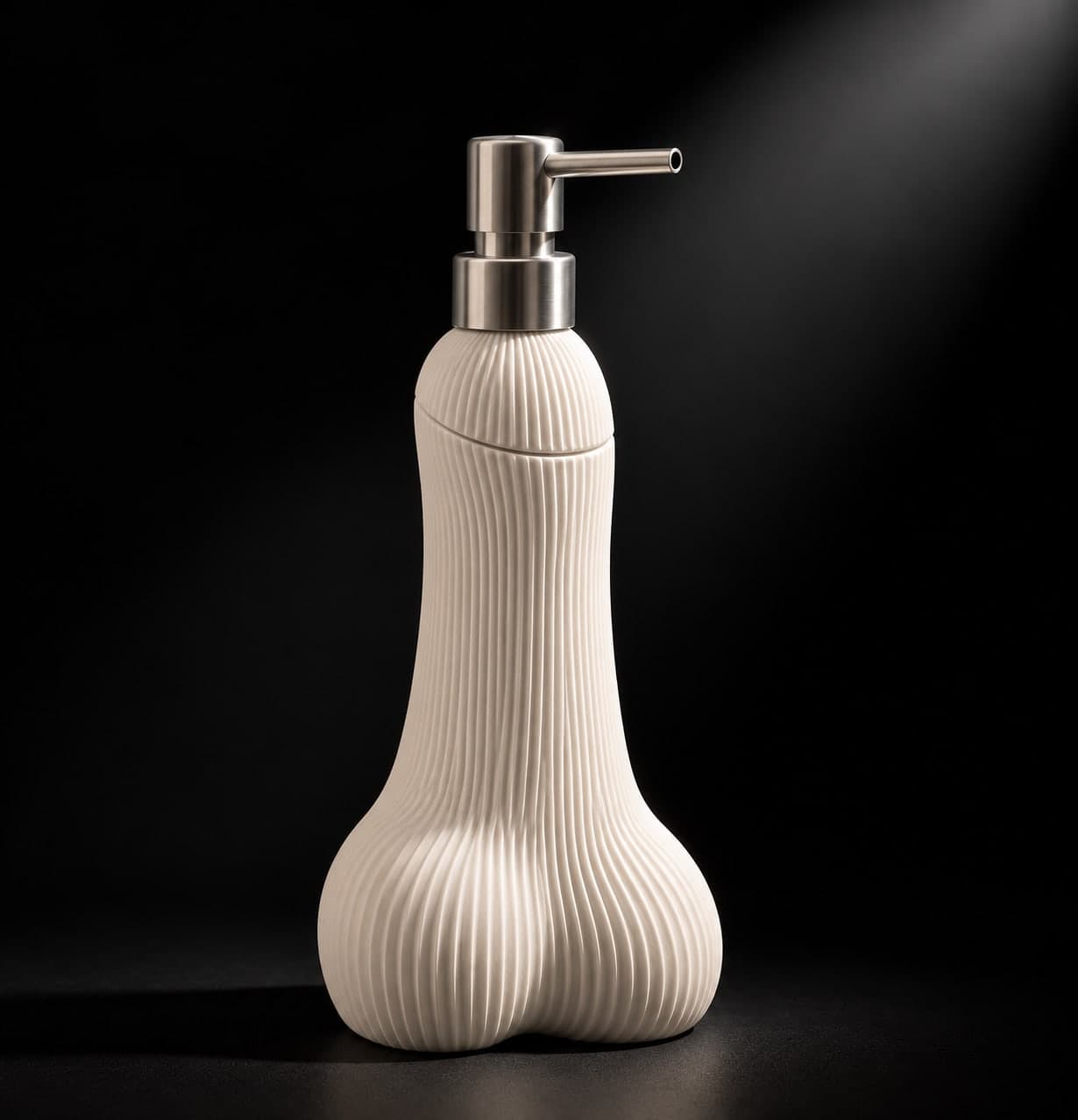Distributeur de savon Semence blanc sur fond noir, corps strié et pompe en acier inoxydable